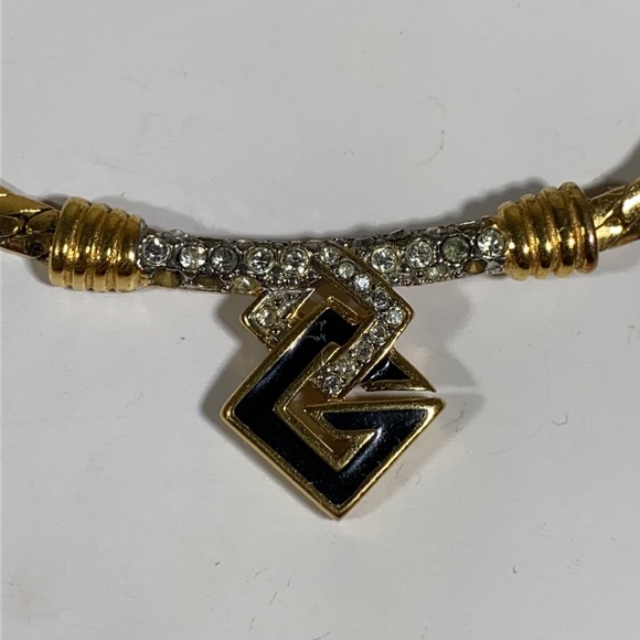 Vintage signed Givenchy necklace - Picture 6 of 11